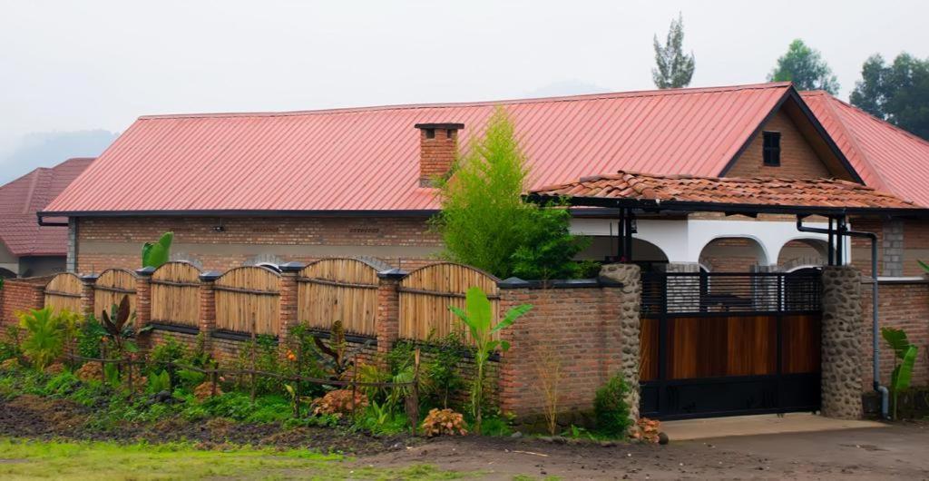 Urugano Virunga Palace Hotel Nyarugina Exterior photo